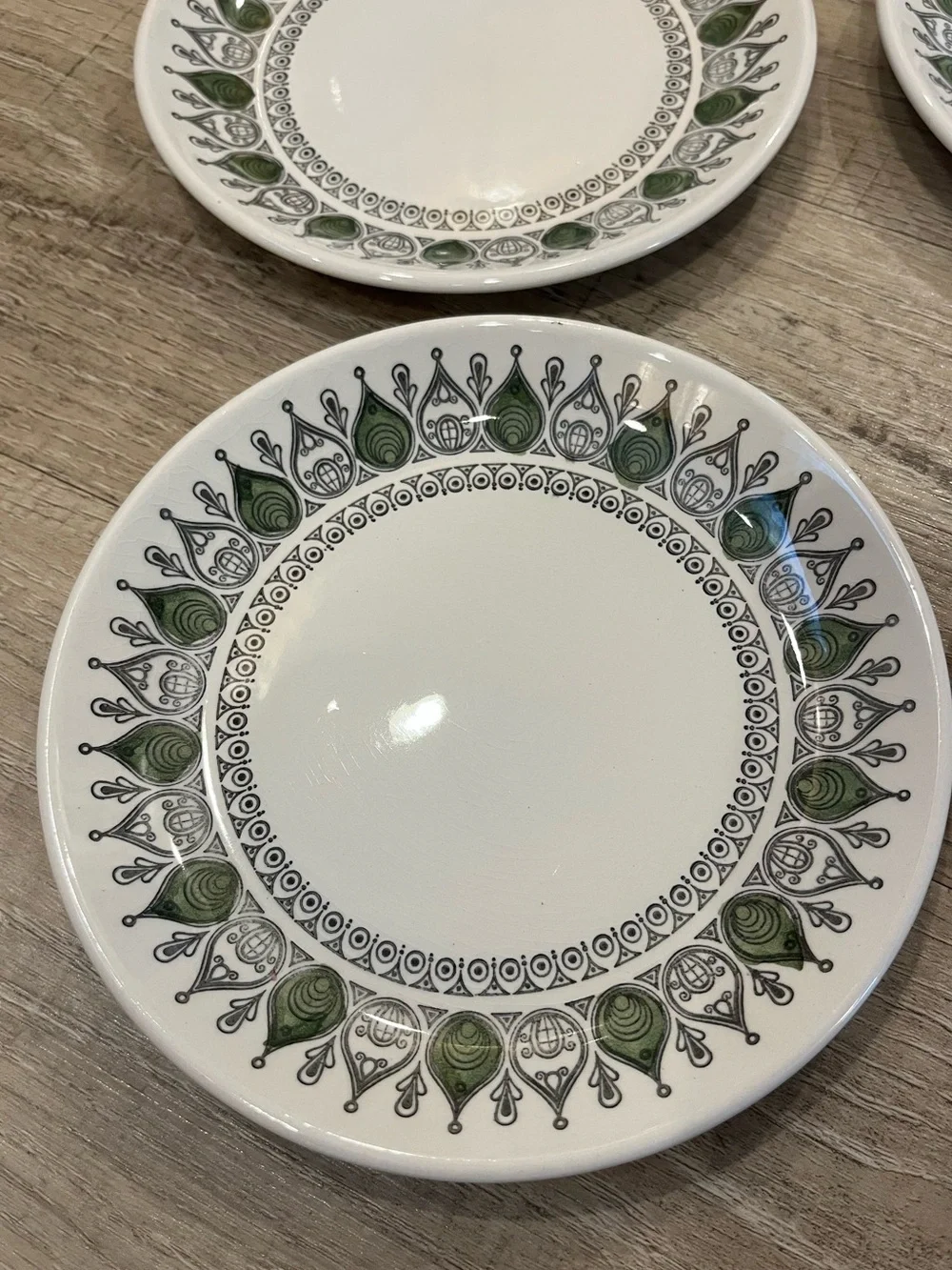 Vintage Biltons BIL48 ironstone 6.5” plates from Staffordshire set of 6